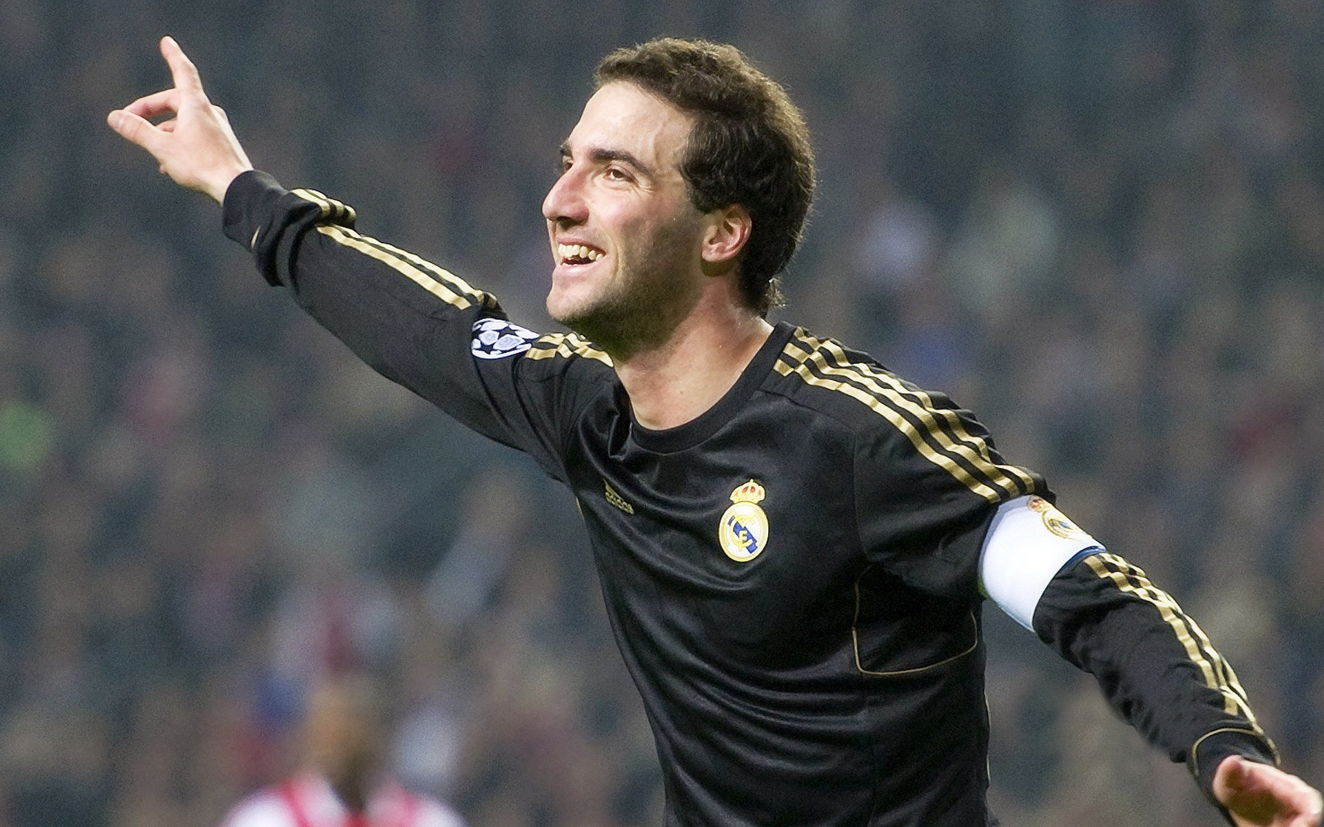 开云体育官网下载安装-新西兰全黑队的球员技术全面,迅速适应对方战术变化,新西兰全黑队队员介绍